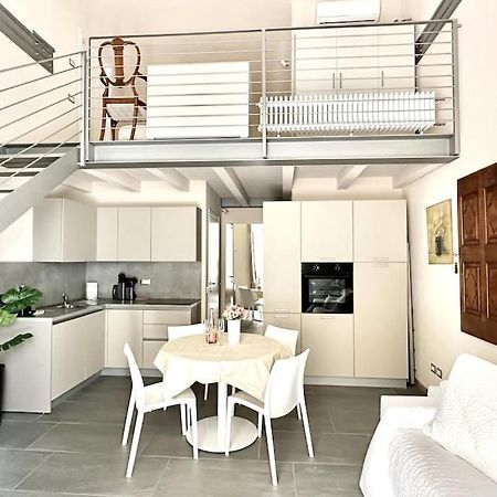 Duomo Modern Loft 100Mt From Duomo And Lake كومو المظهر الخارجي الصورة