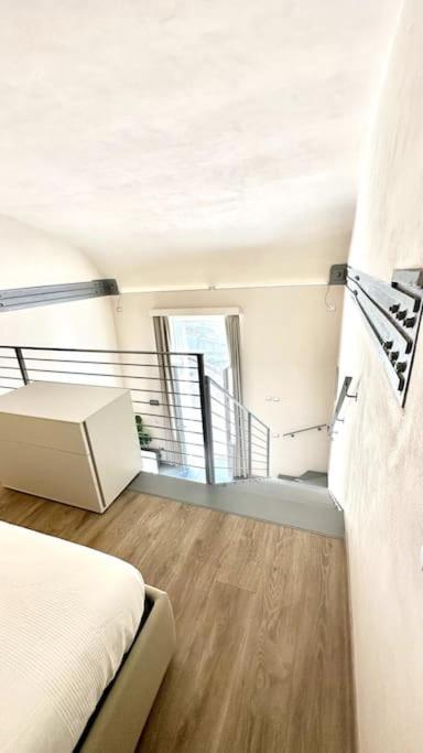 Duomo Modern Loft 100Mt From Duomo And Lake كومو المظهر الخارجي الصورة