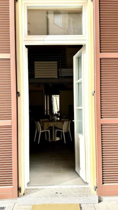 Duomo Modern Loft 100Mt From Duomo And Lake كومو المظهر الخارجي الصورة